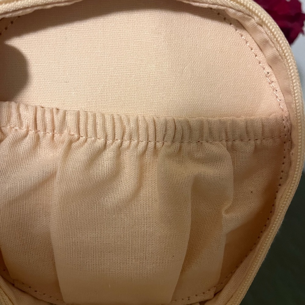 Burberry pouch - Picture 2 of 4